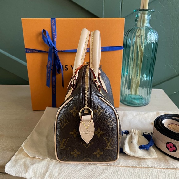 ❌SOLD❌NEW Louis Vuitton Speedy Bandouliere 20 Monogram Strap Black M45957 - Picture 3 of 14